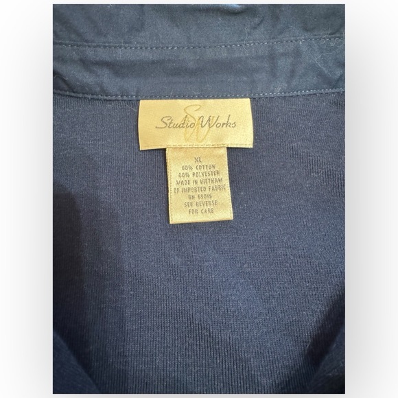 NWT Studio Works Navy Split Neck 3/4 Sleeve Top – Women’s XL – Style EK1000 - Picture 4 of 4